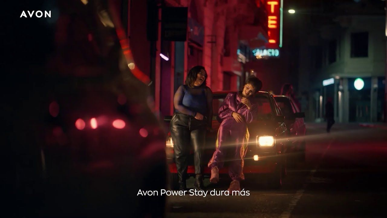 Avon "Power Stay" · Luca Castello